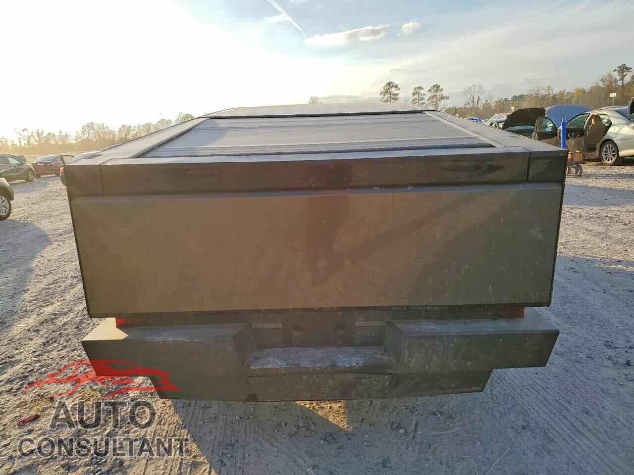 TESLA CYBERTRUCK 2024 - 7G2CEHED1RA040041