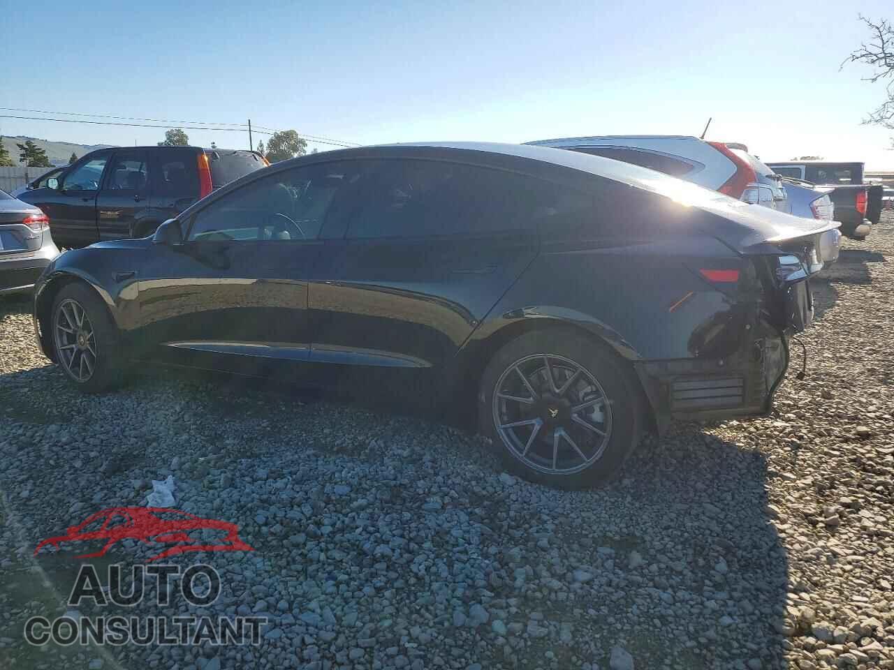 TESLA MODEL 3 2022 - 5YJ3E1EA4NF147792