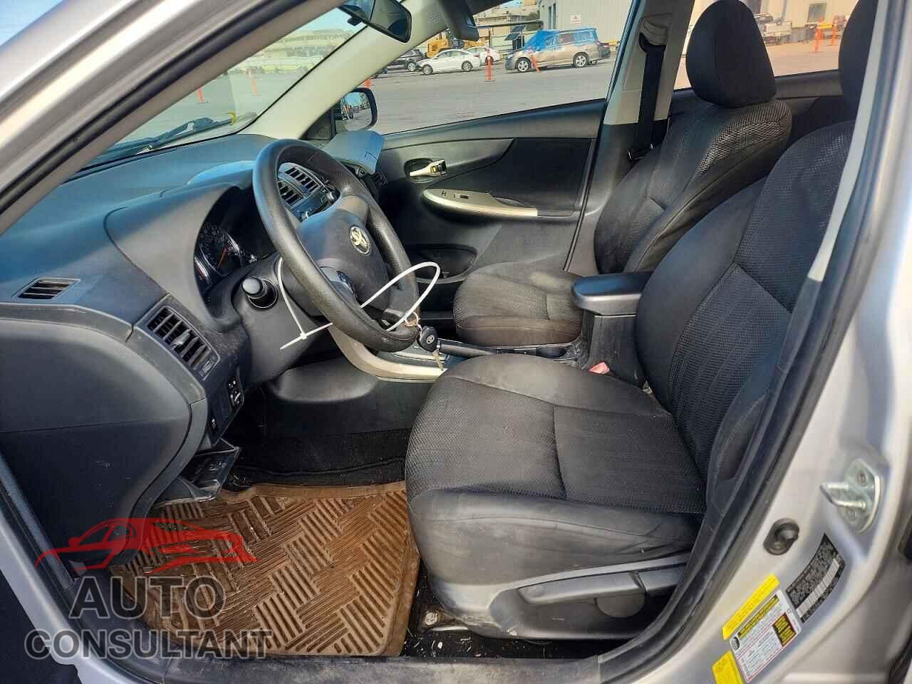TOYOTA COROLLA 2011 - 2T1BU4EEXBC622865