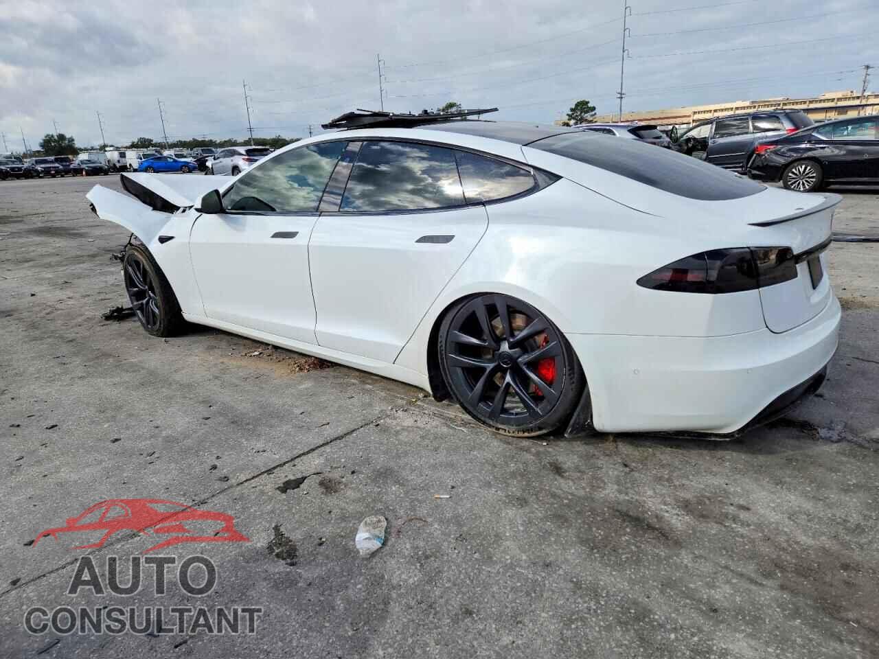TESLA MODEL S 2022 - 5YJSA1E53NF488451