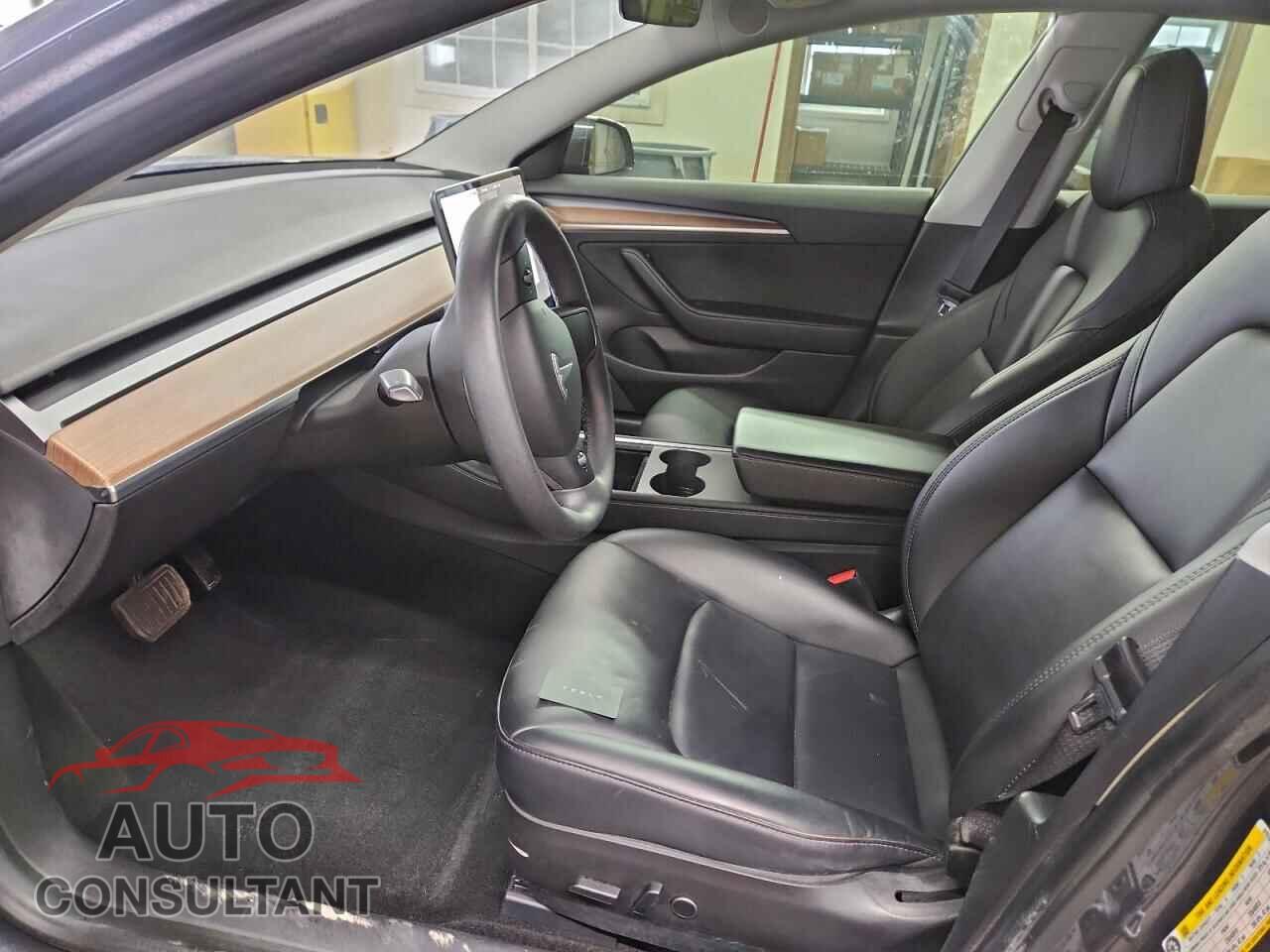 TESLA MODEL 3 2021 - 5YJ3E1EB0MF079756