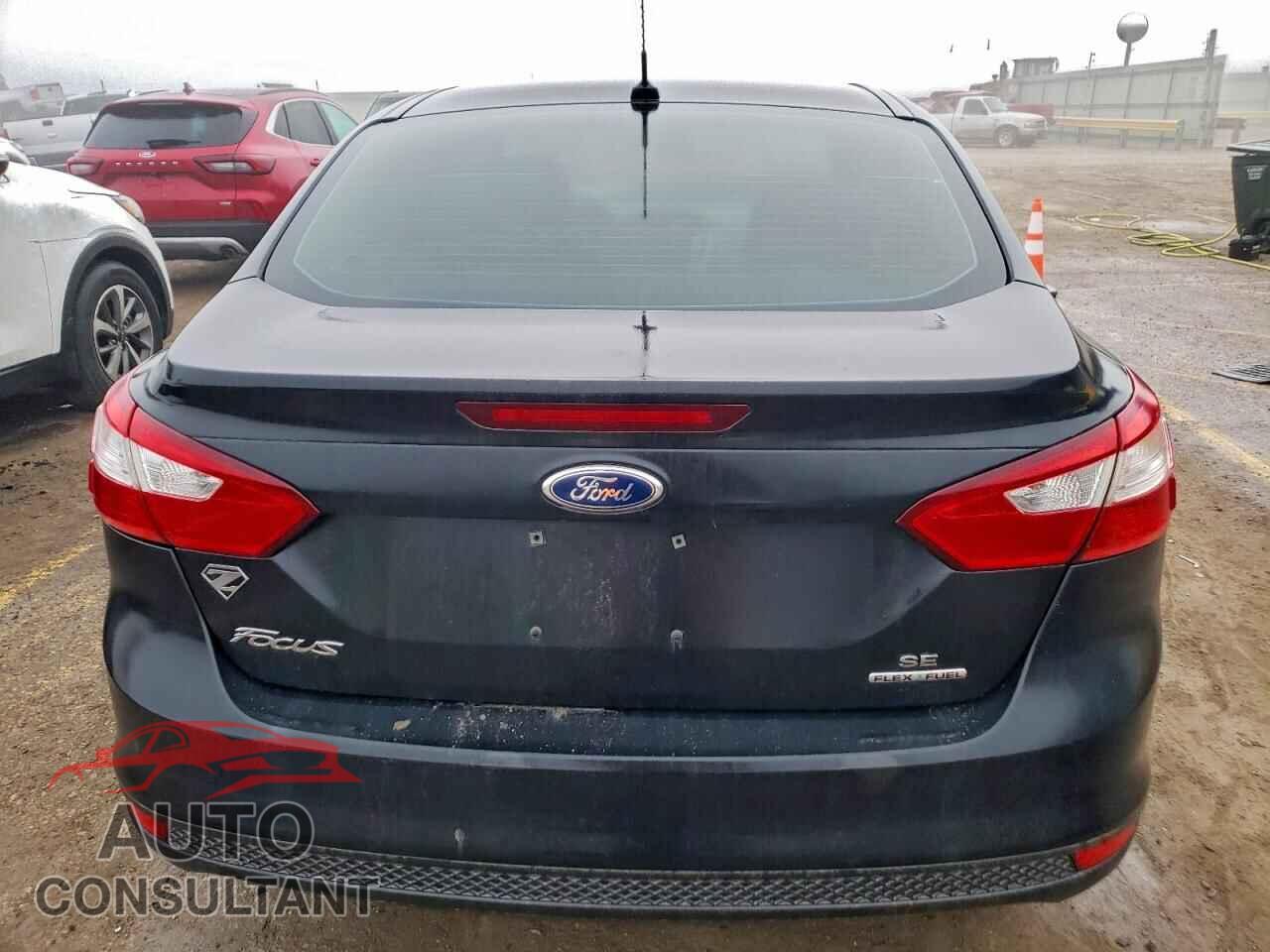 FORD FOCUS 2014 - 1FADP3F21EL340714