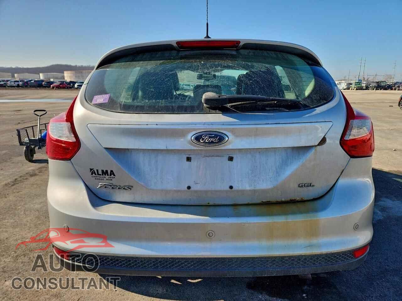 FORD FOCUS 2012 - 1FAHP3M23CL315380