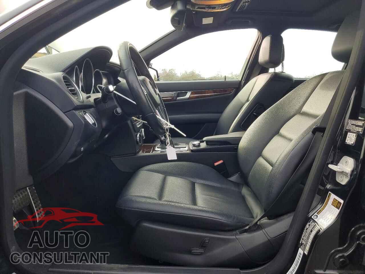 MERCEDES-BENZ C-CLASS 2014 - WDDGF4HB8EA964766