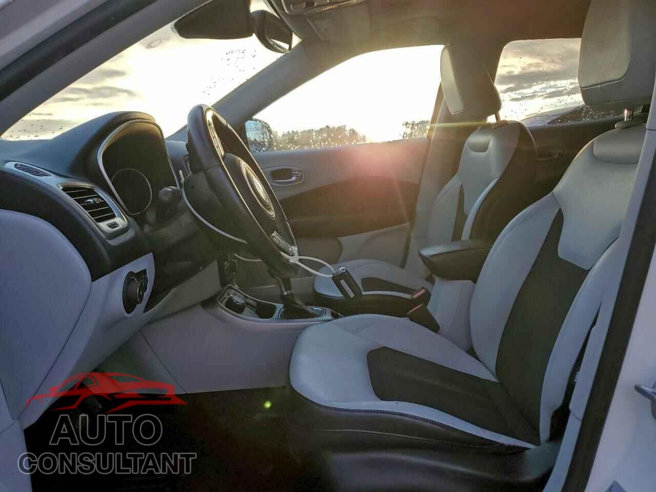 JEEP COMPASS 2017 - 3C4NJDBB8HT620649