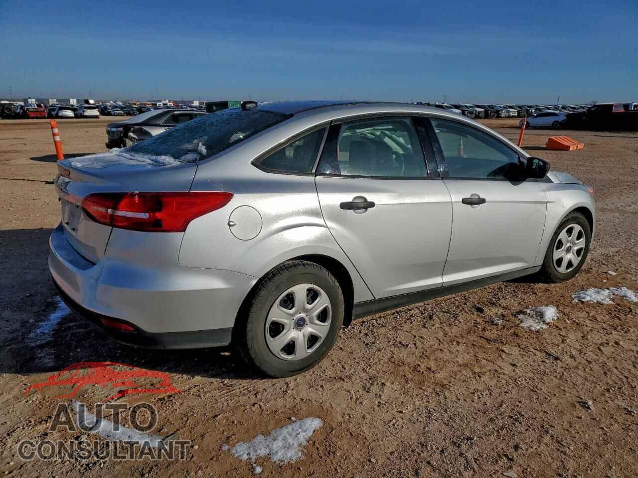 FORD FOCUS 2017 - 1FADP3E28HL235545