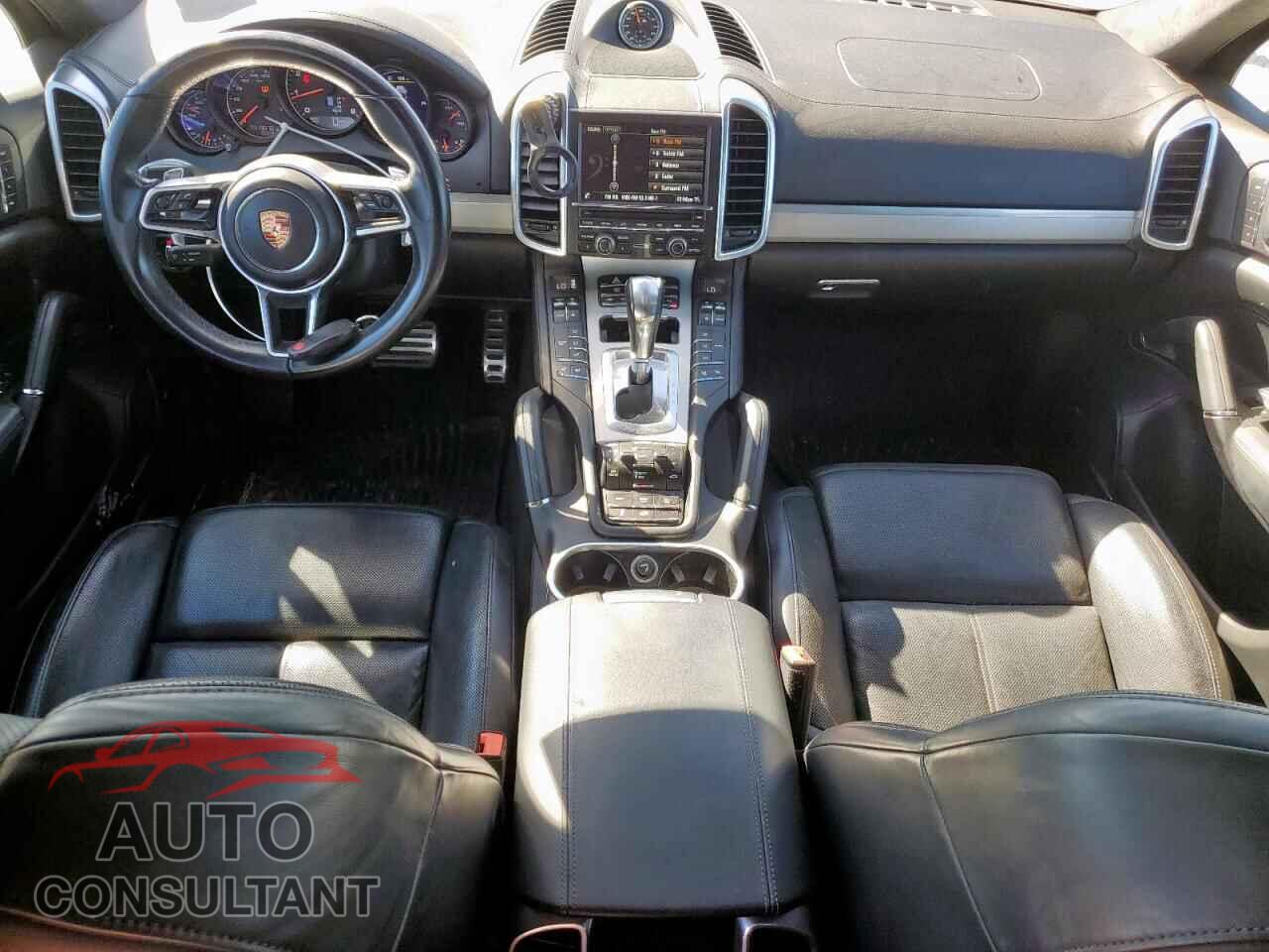 PORSCHE CAYENNE 2016 - WP1AD2A28GLA72320