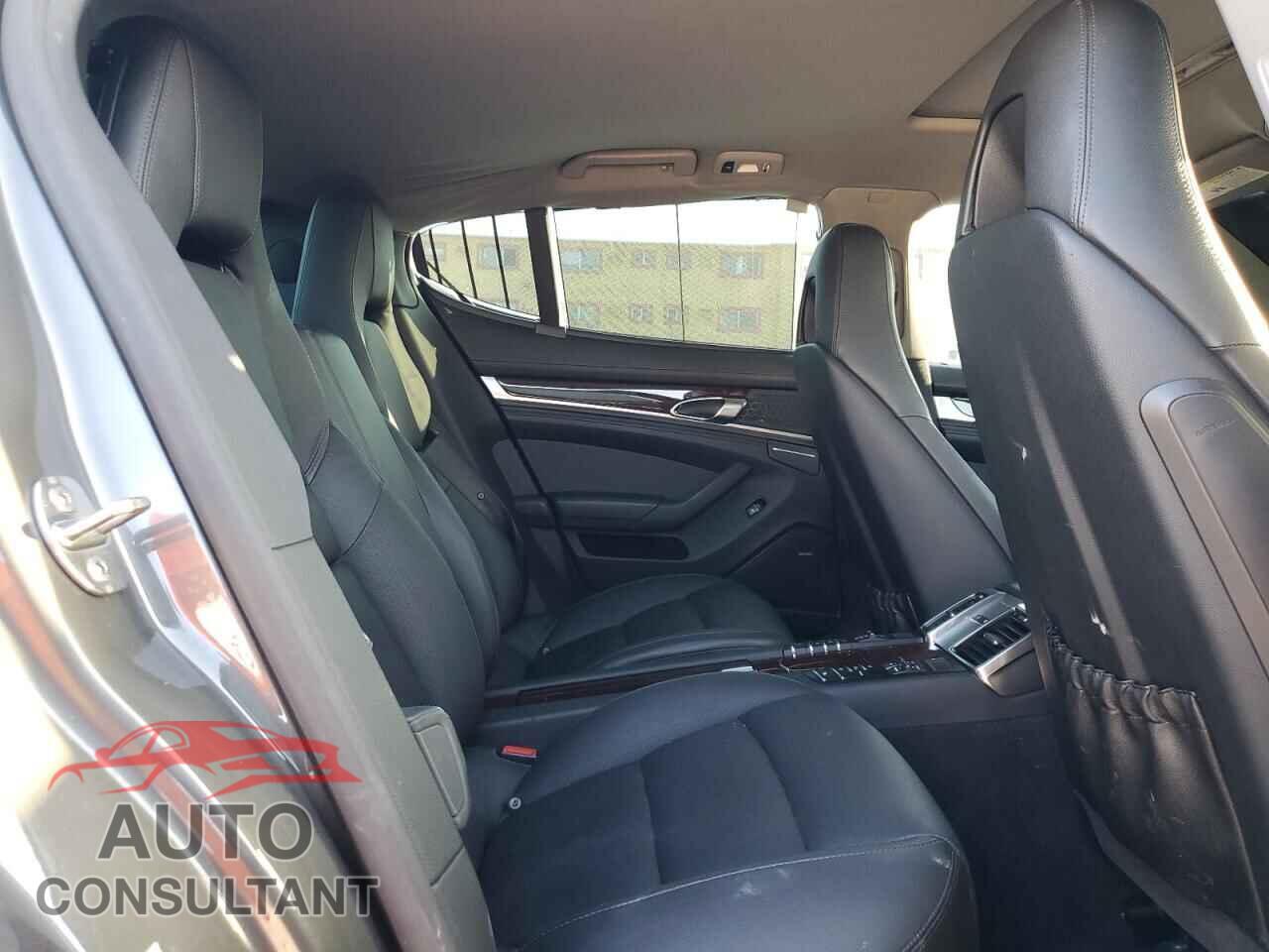 PORSCHE PANAMERA 2014 - WP0AA2A79EL008208
