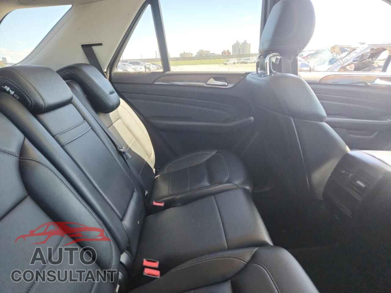 MERCEDES-BENZ M-CLASS 2012 - 4JGDA5HB6CA014366