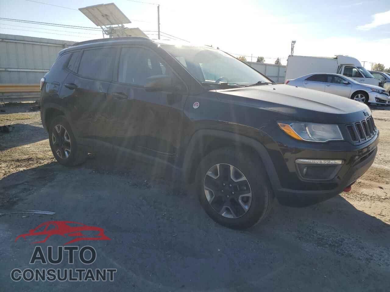JEEP COMPASS 2018 - 3C4NJDDB3JT129537