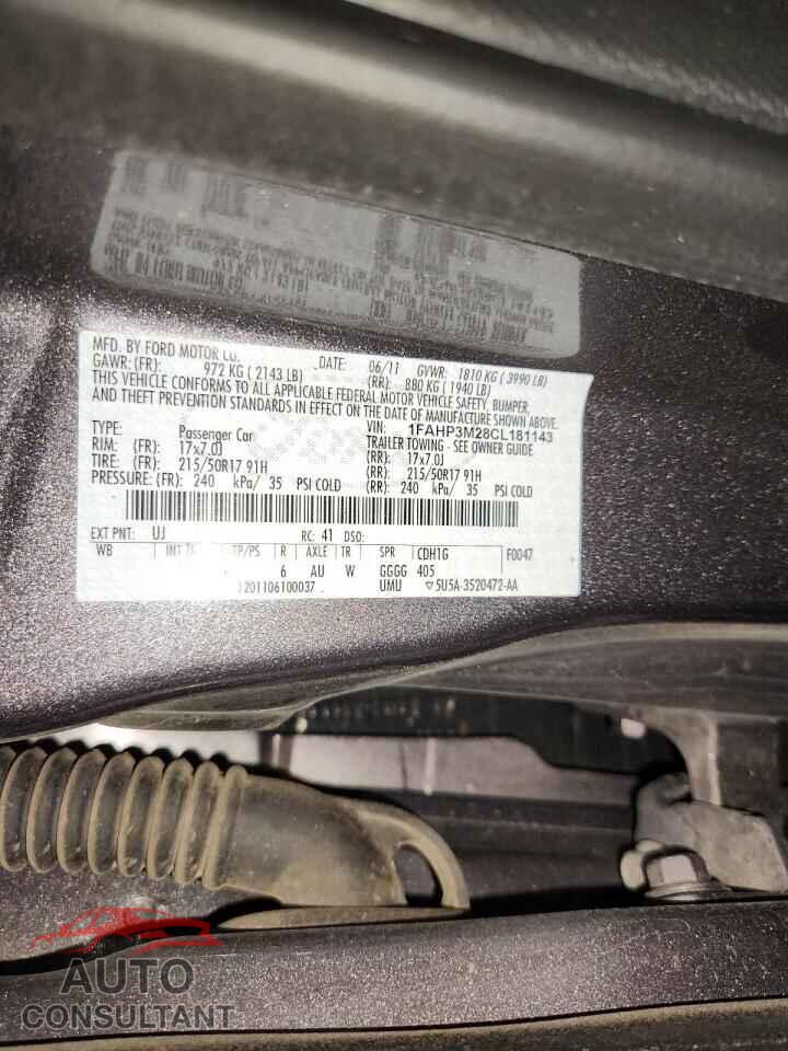 FORD FOCUS 2012 - 1FAHP3M28CL181143