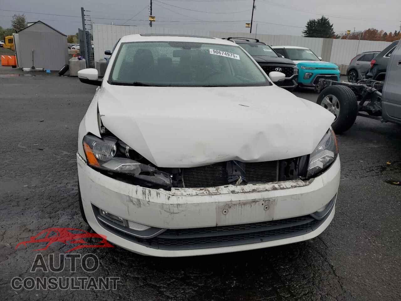 VOLKSWAGEN PASSAT 2013 - 1VWCP7A35DC068967