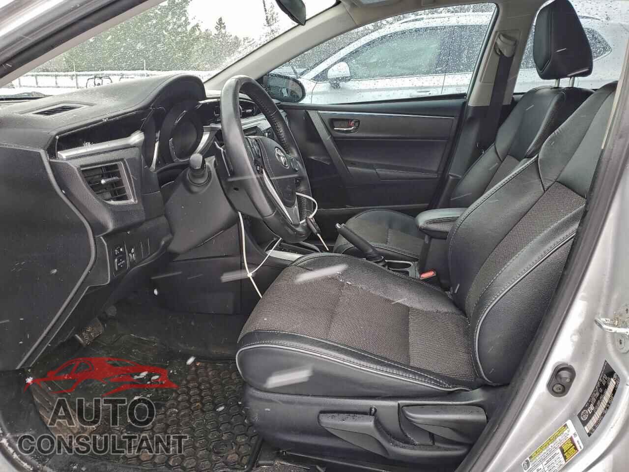 TOYOTA COROLLA 2015 - 2T1BURHE3FC464982