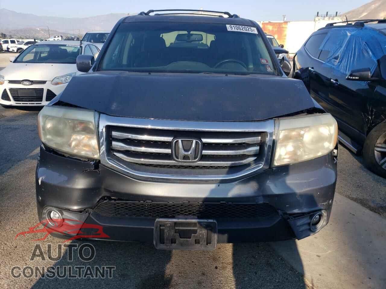 HONDA PILOT 2012 - 5FNYF4H9XCB052463
