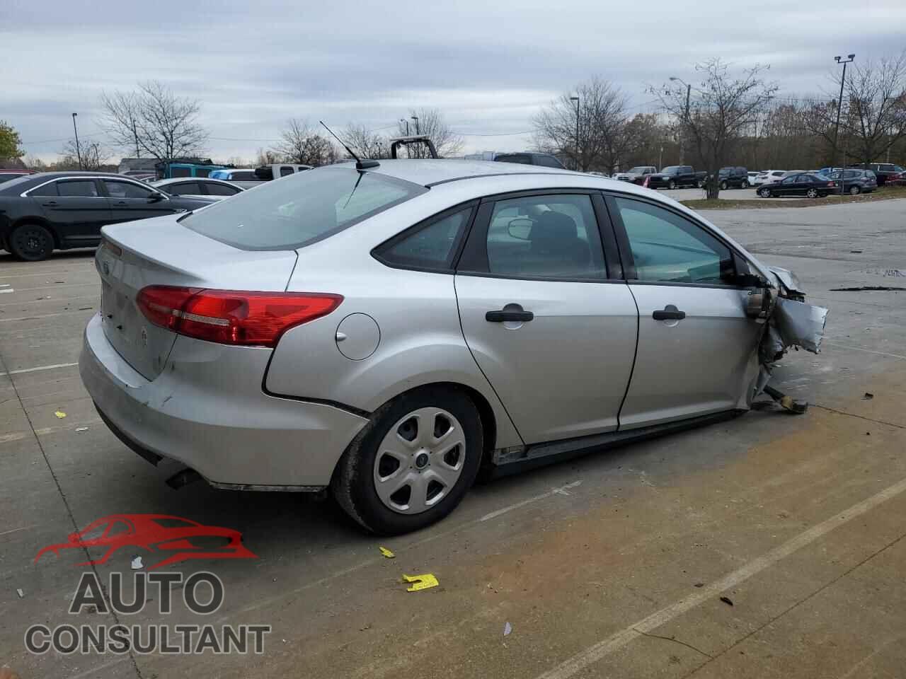FORD FOCUS 2018 - 1FADP3E28JL304854