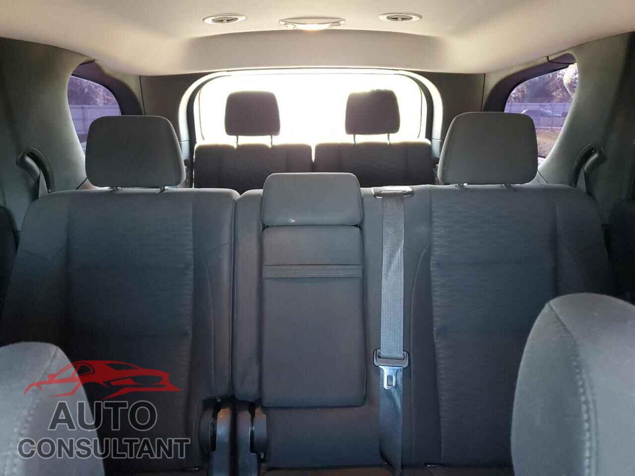 DODGE DURANGO 2018 - 1C4RDHAG4JC302221