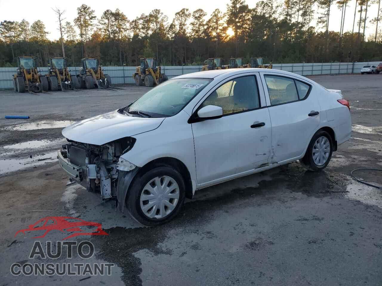 NISSAN VERSA 2019 - 3N1CN7AP3KL823842