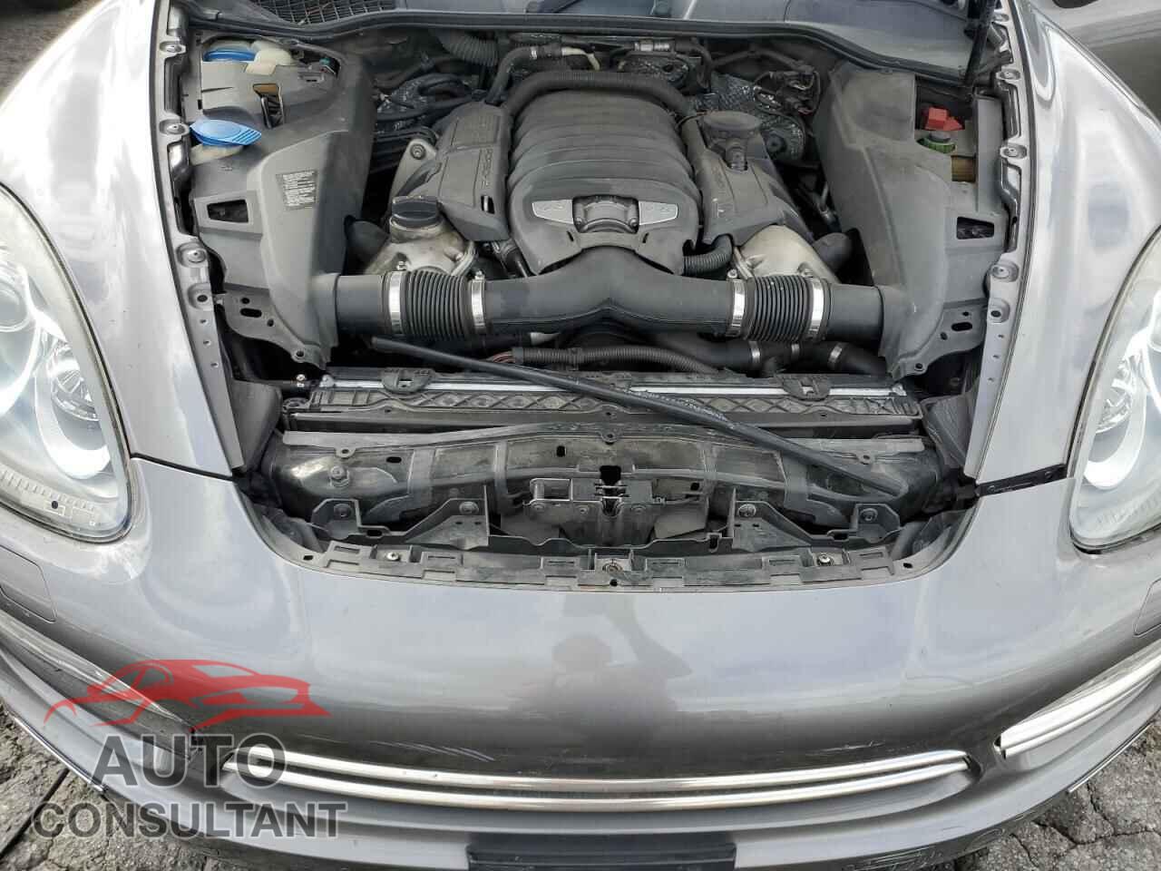 PORSCHE CAYENNE 2012 - WP1AB2A25CLA43440