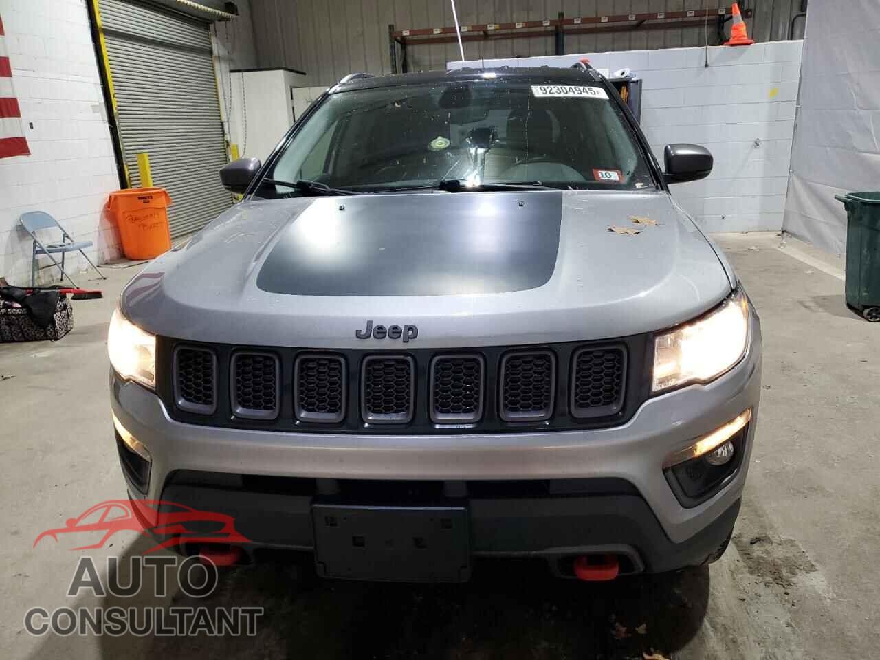 JEEP COMPASS 2019 - 3C4NJDDB2KT799954