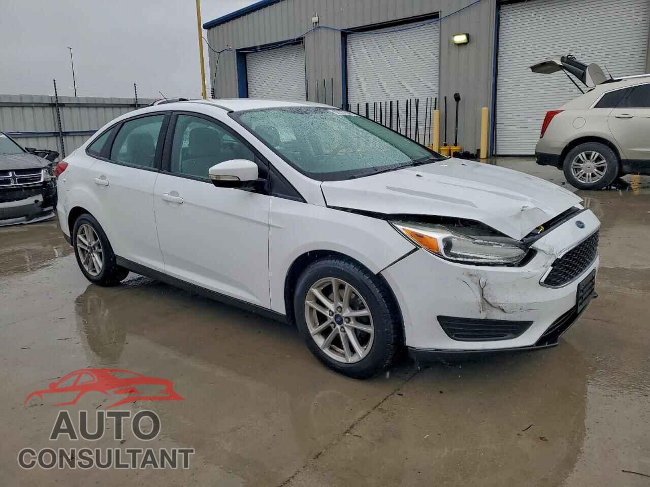 FORD FOCUS 2017 - 1FADP3FE7HL236582