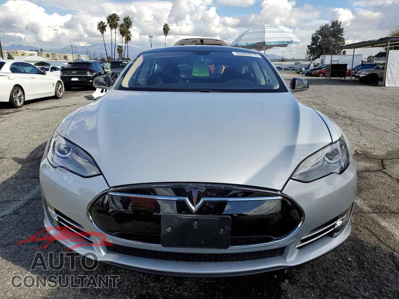 TESLA MODEL S 2014 - 5YJSA1H15EFP49815