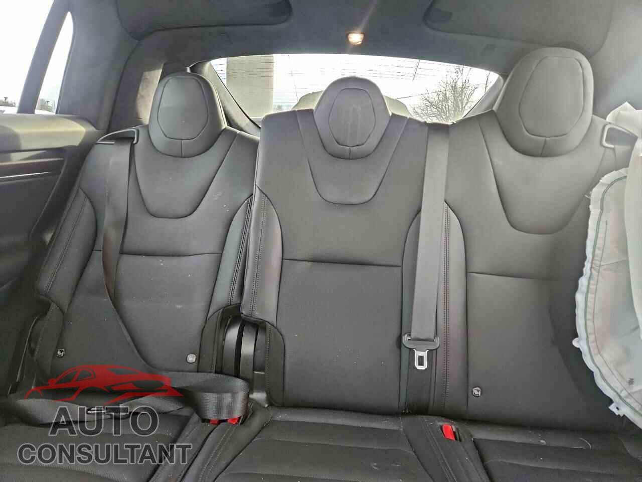 TESLA MODEL X 2024 - 7SAXCDE59RF452693