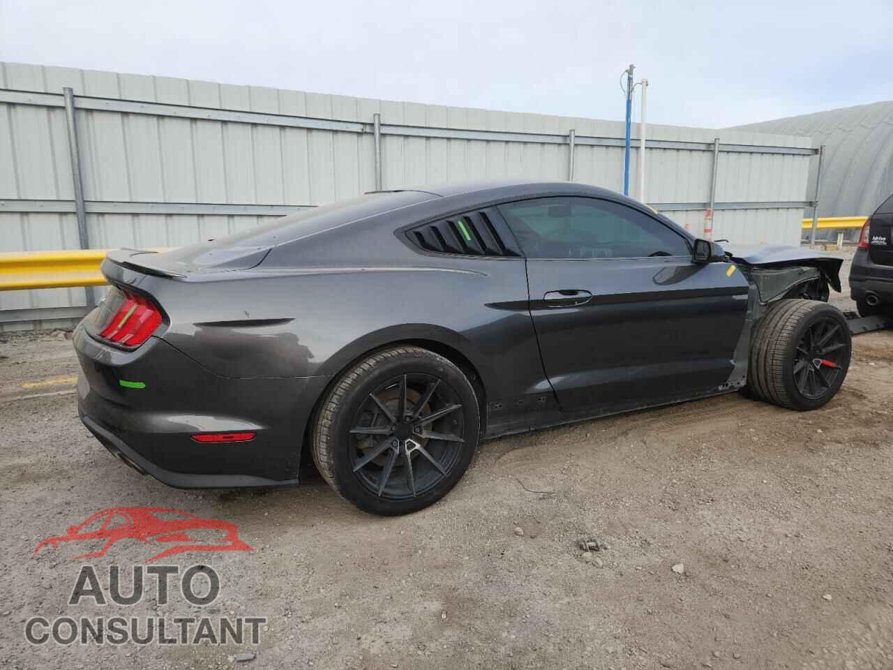 FORD MUSTANG 2018 - 1FA6P8CF6J5122957