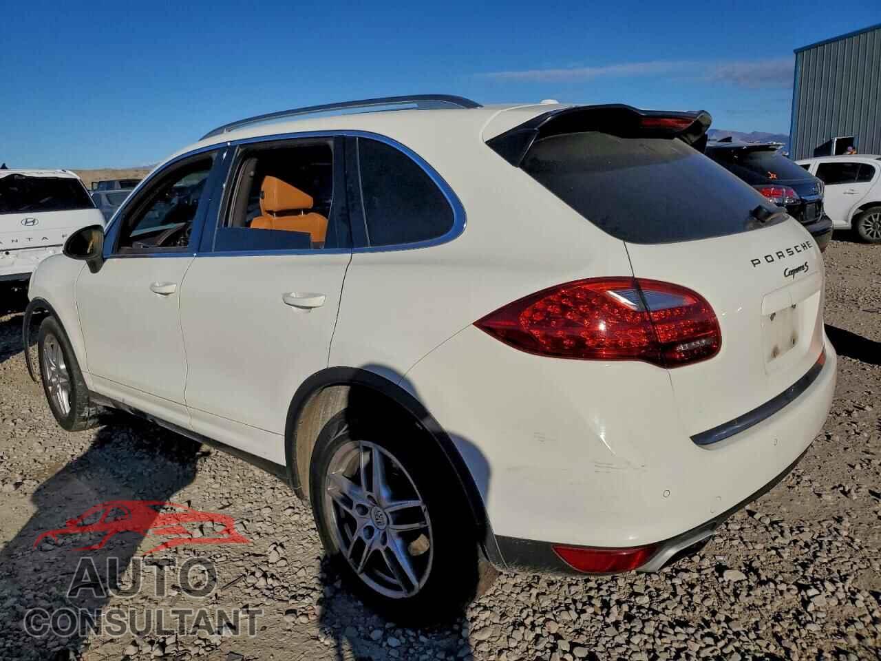 PORSCHE CAYENNE 2011 - WP1AB2A2XBLA55615