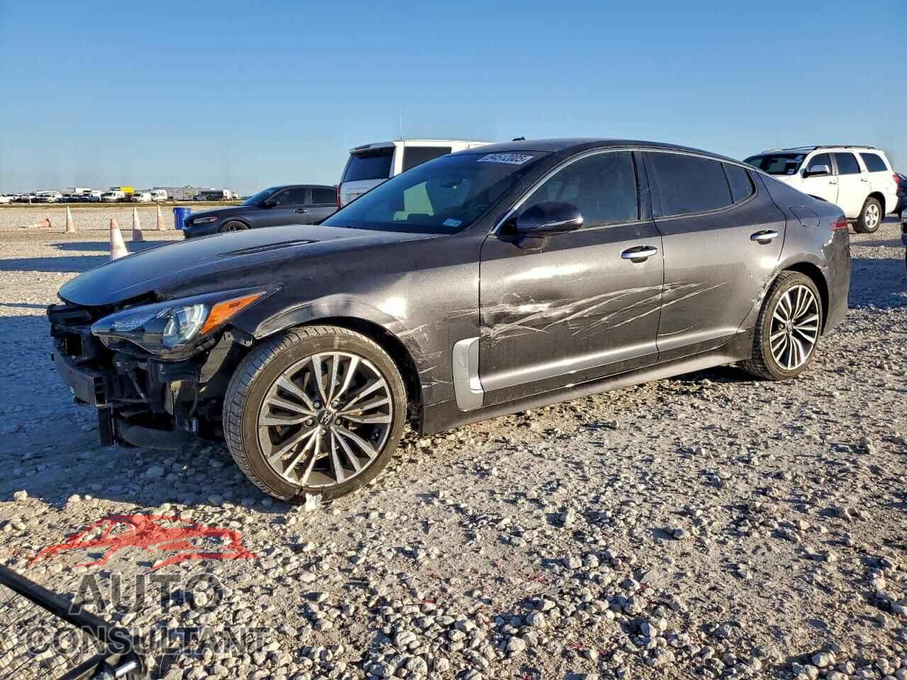 KIA STINGER 2019 - KNAE15LA0K6068056