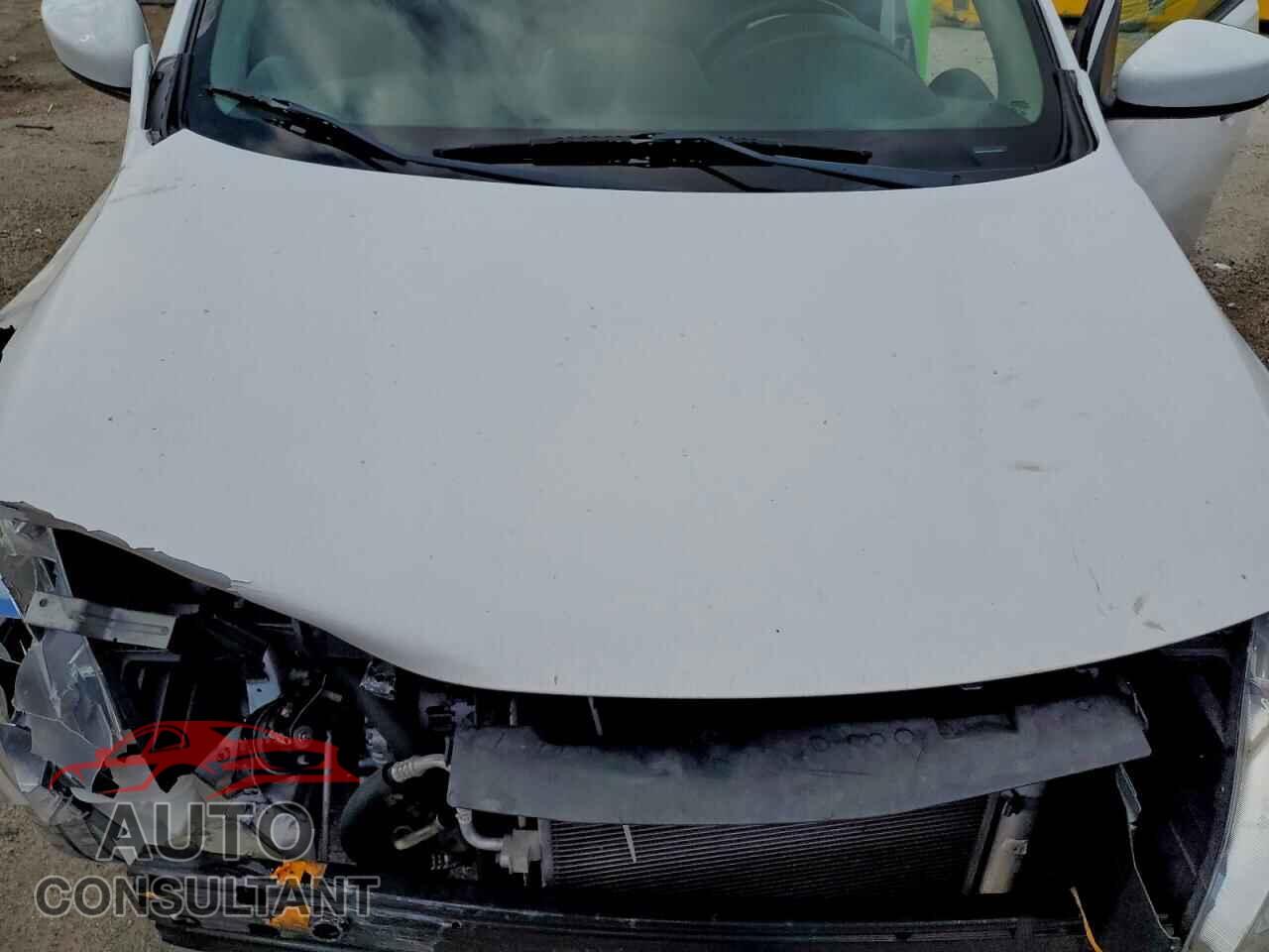 NISSAN VERSA 2019 - 3N1CN7AP1KL830384