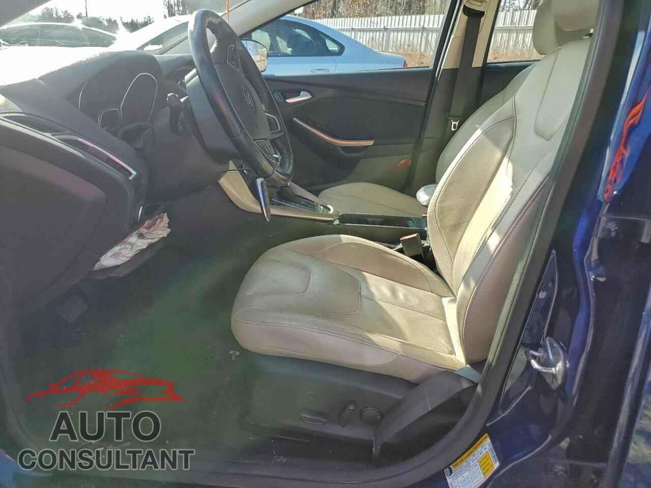 FORD FOCUS 2016 - 1FADP3J27GL229319