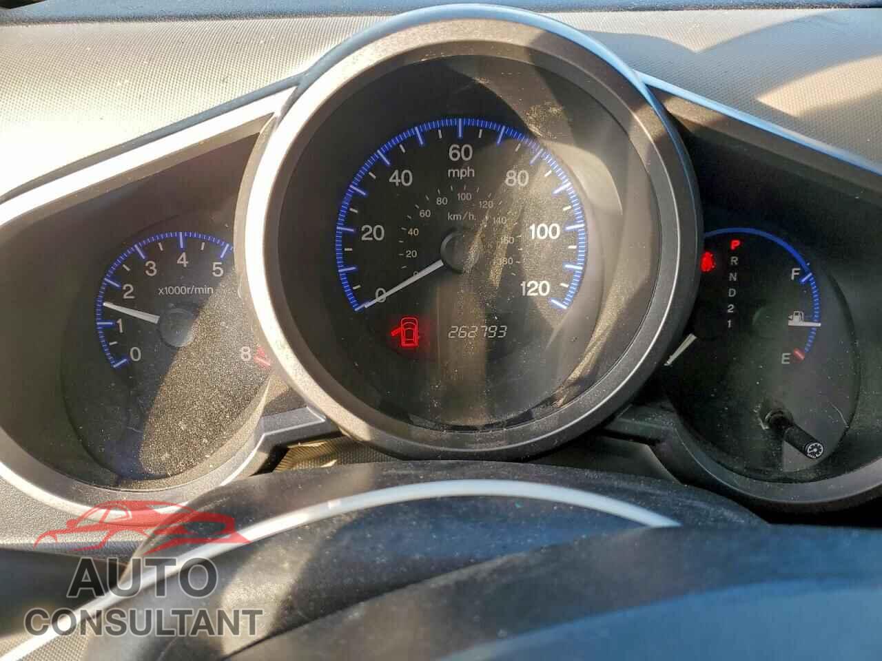 HONDA ELEMENT 2011 - 5J6YH2H36BL004720