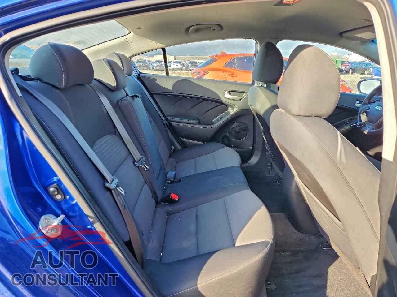 KIA FORTE 2017 - 3KPFL4A79HE014924