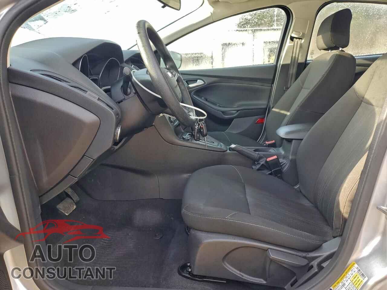FORD FOCUS 2017 - 1FADP3FEXHL321528