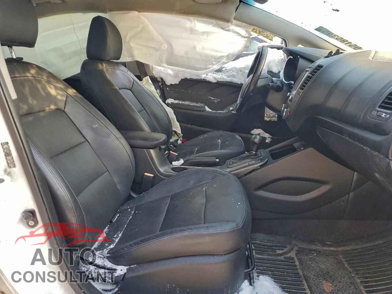 KIA FORTE 2015 - KNAFZ4A87F5309095