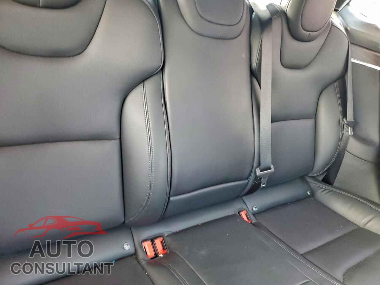 TESLA MODEL S 2022 - 5YJSA1E55NF490024