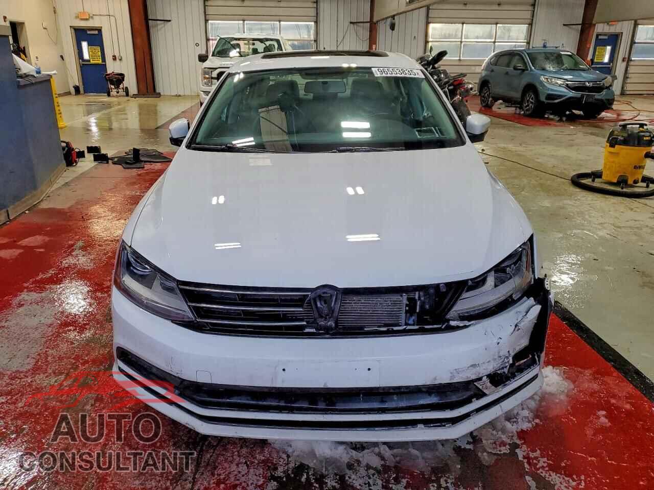 VOLKSWAGEN JETTA 2017 - 3VWDB7AJ1HM339982