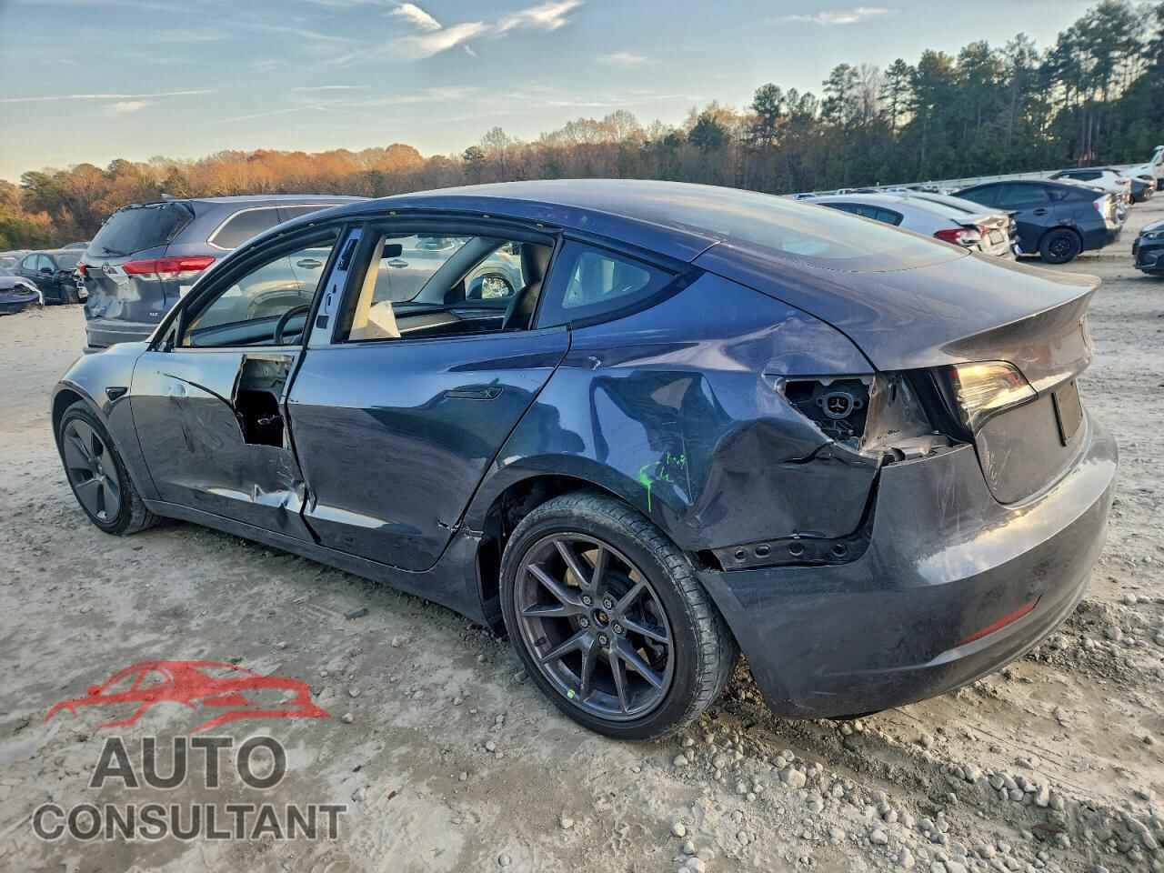TESLA MODEL 3 2023 - 5YJ3E1EA3PF494355