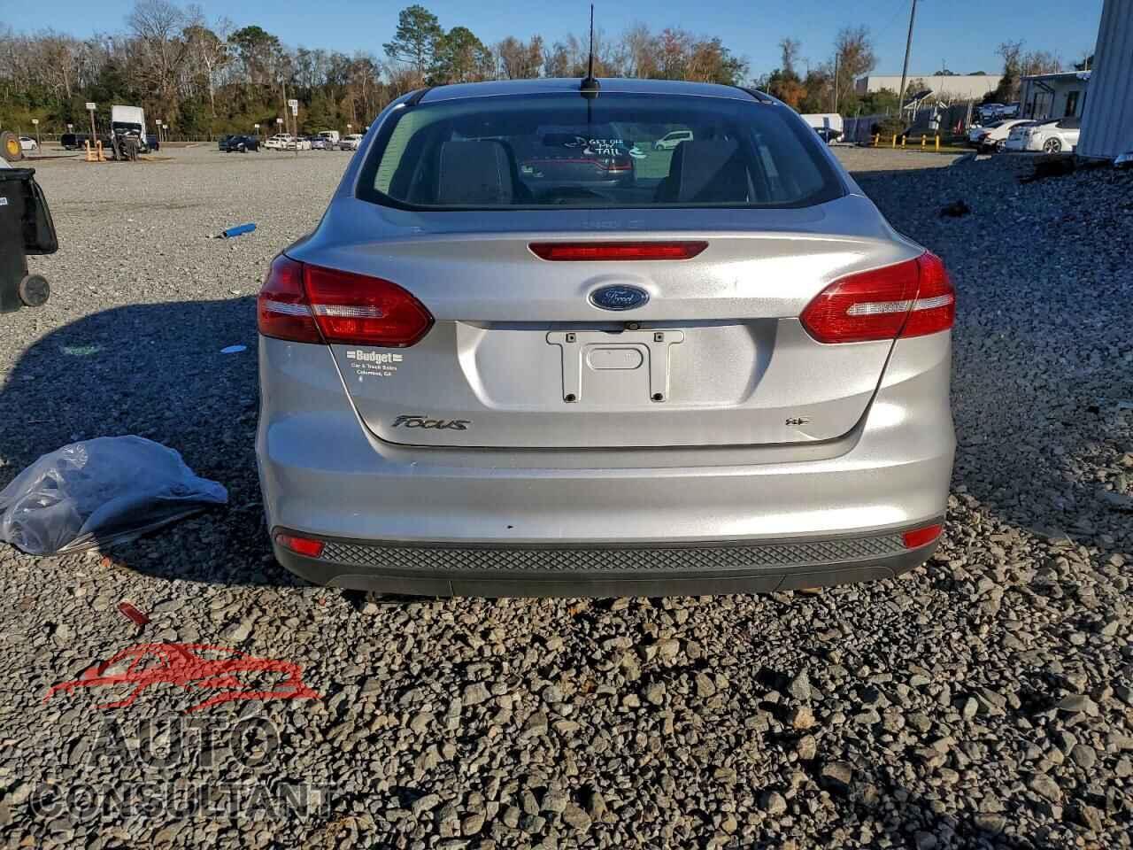 FORD FOCUS 2017 - 1FADP3F22HL300050
