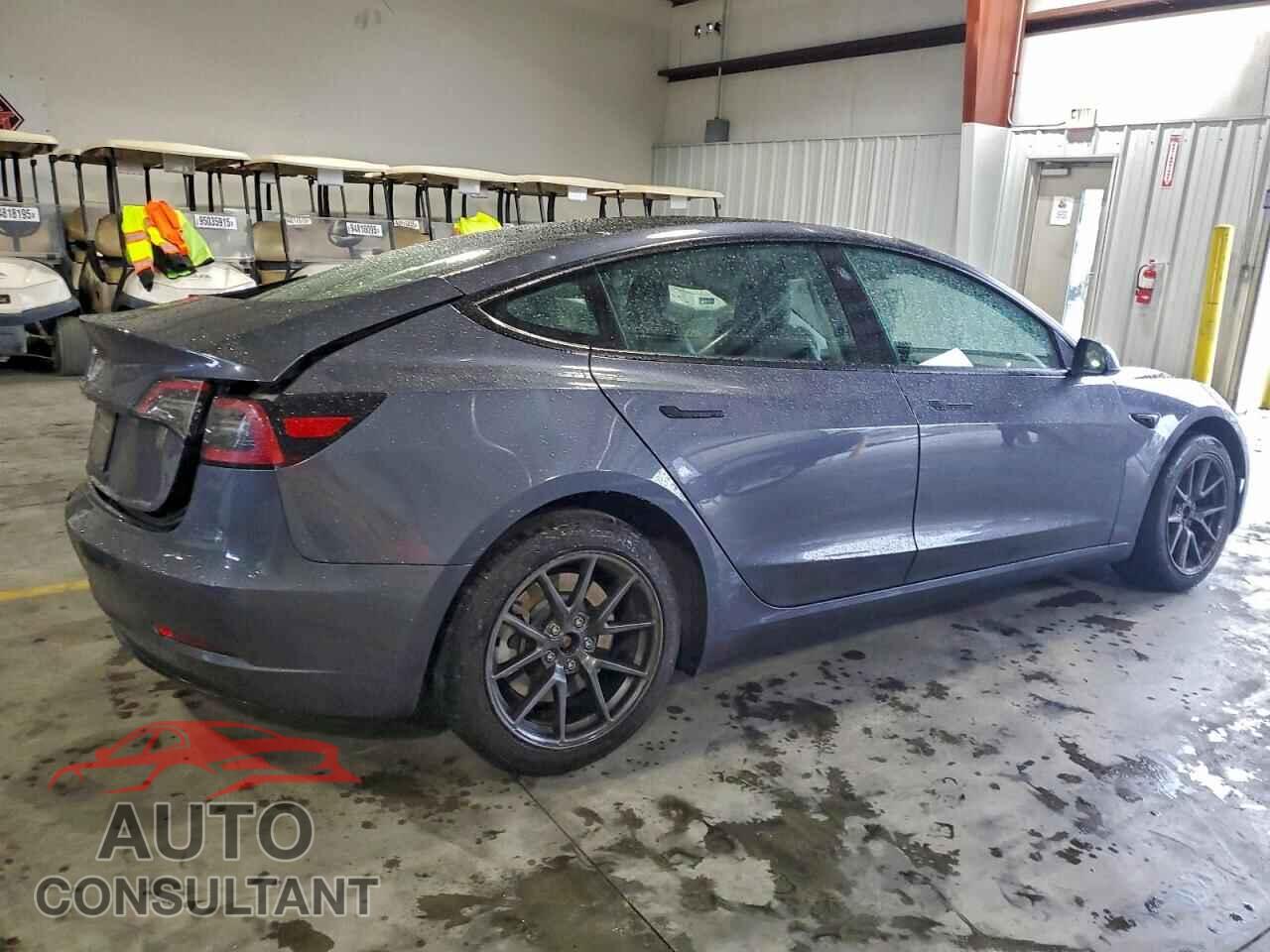 TESLA MODEL 3 2023 - 5YJ3E1EA0PF706323
