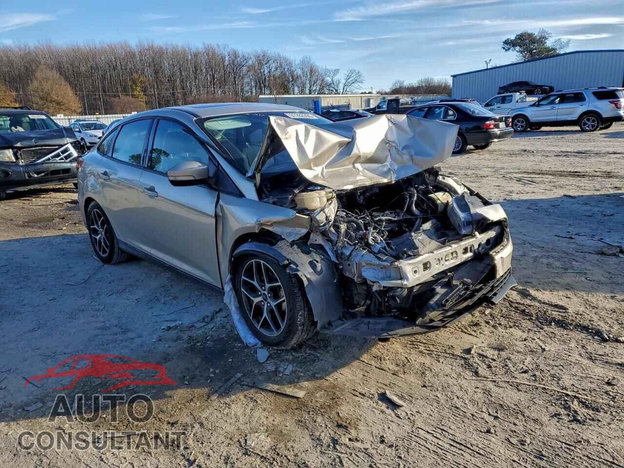 FORD FOCUS 2017 - 1FADP3H29HL282658