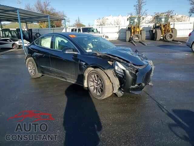 TESLA MODEL 3 2018 - 5YJ3E1EA5JF157404