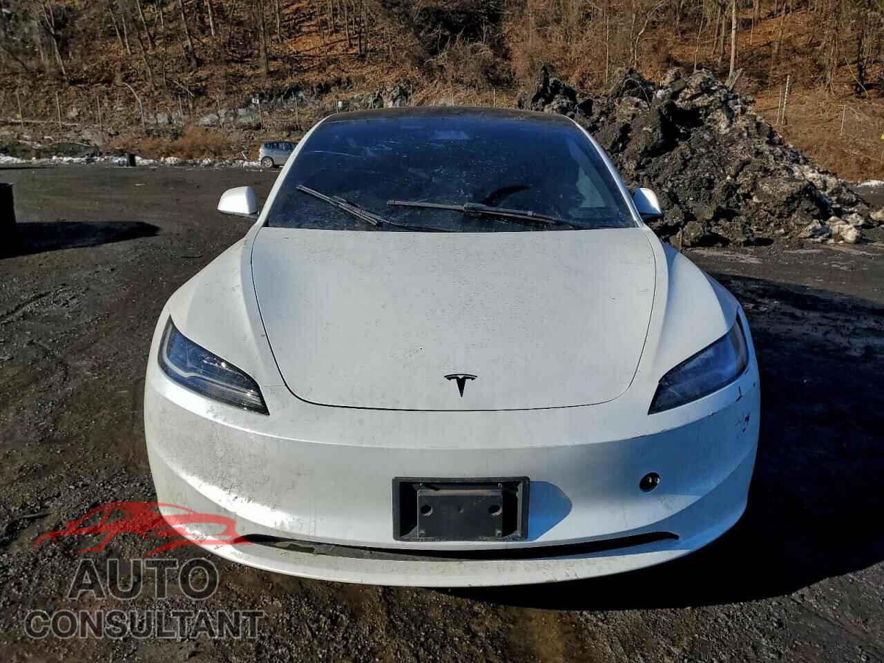 TESLA MODEL 3 2024 - 5YJ3E1EB7RF796405