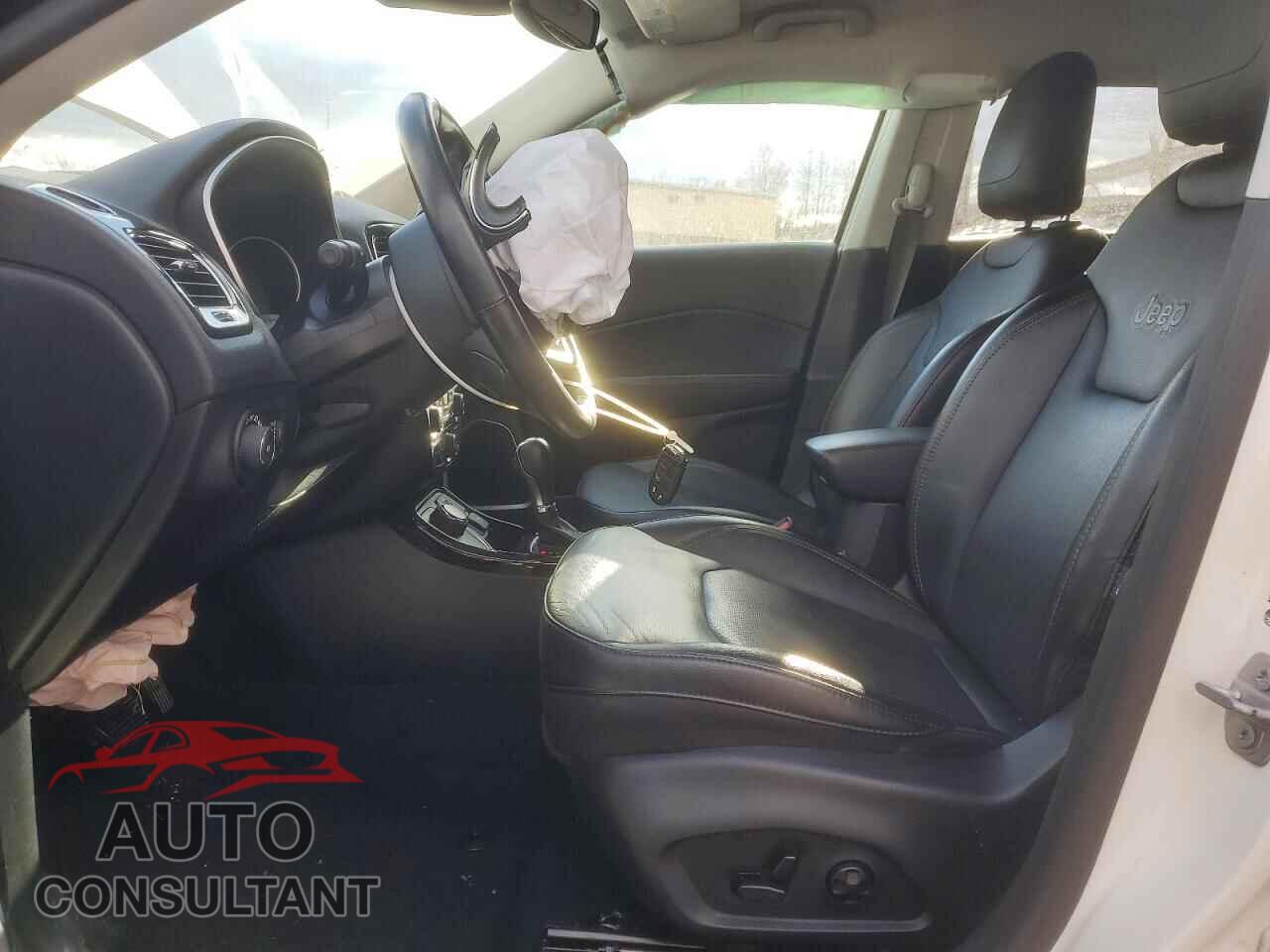 JEEP COMPASS 2020 - 3C4NJDCB3LT204063