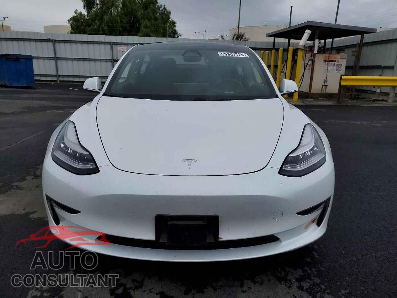 TESLA MODEL 3 2019 - 5YJ3E1EB8KF454063