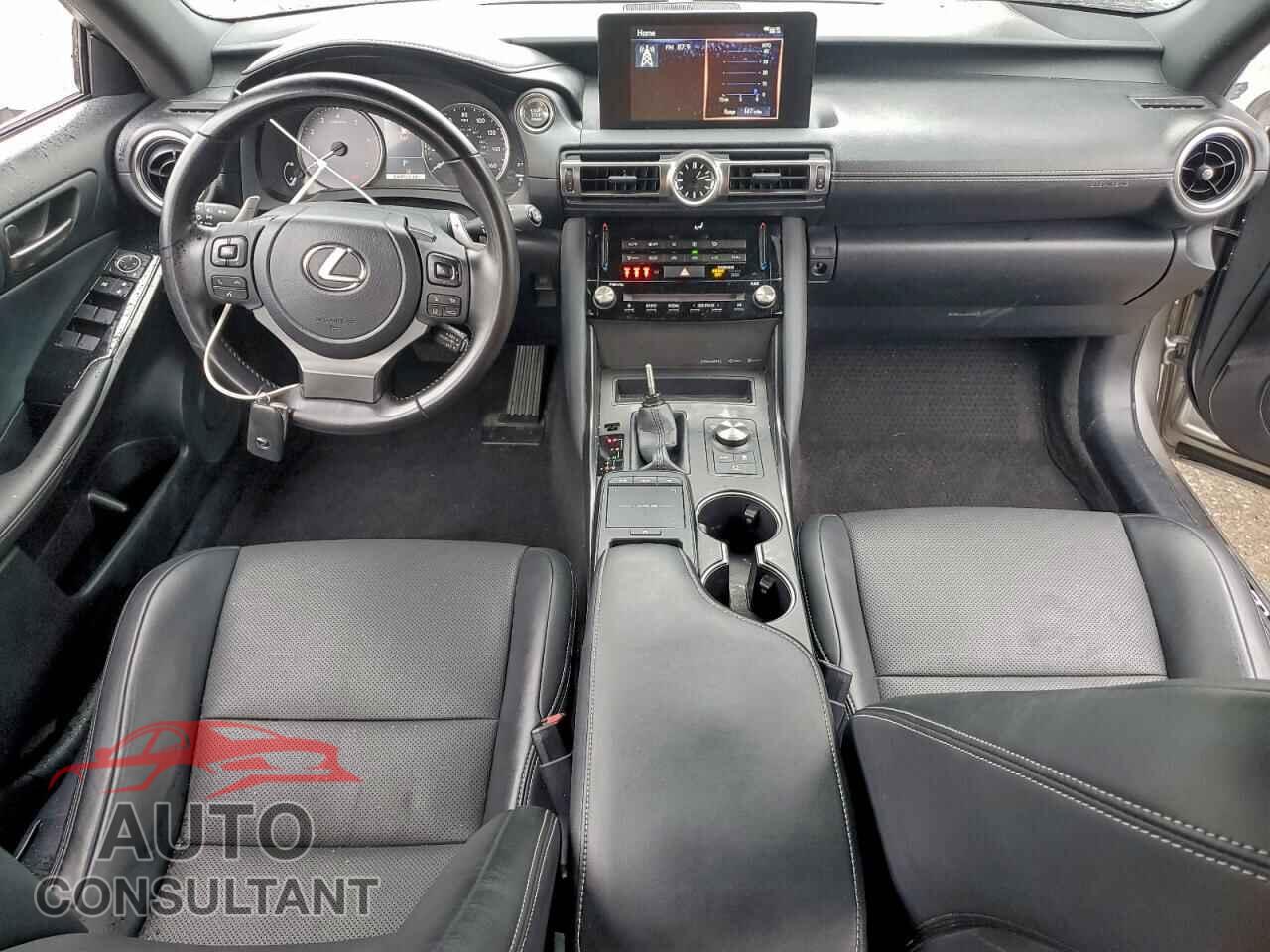 LEXUS IS 2021 - JTHAA1D20M5113750