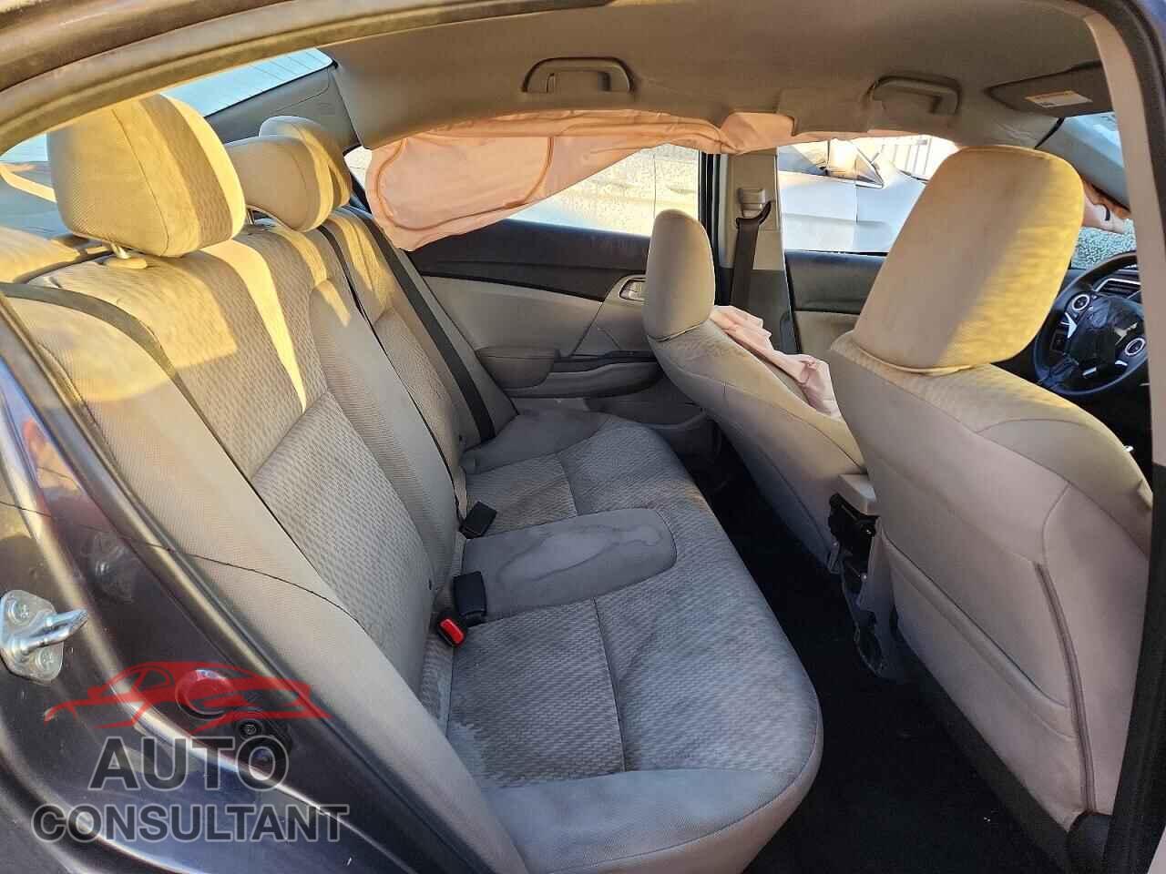 HONDA CIVIC 2015 - 2HGFB2F55FH562436