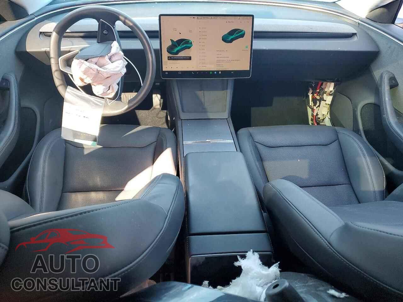 TESLA MODEL 3 2024 - 5YJ3E1EA7RF727639
