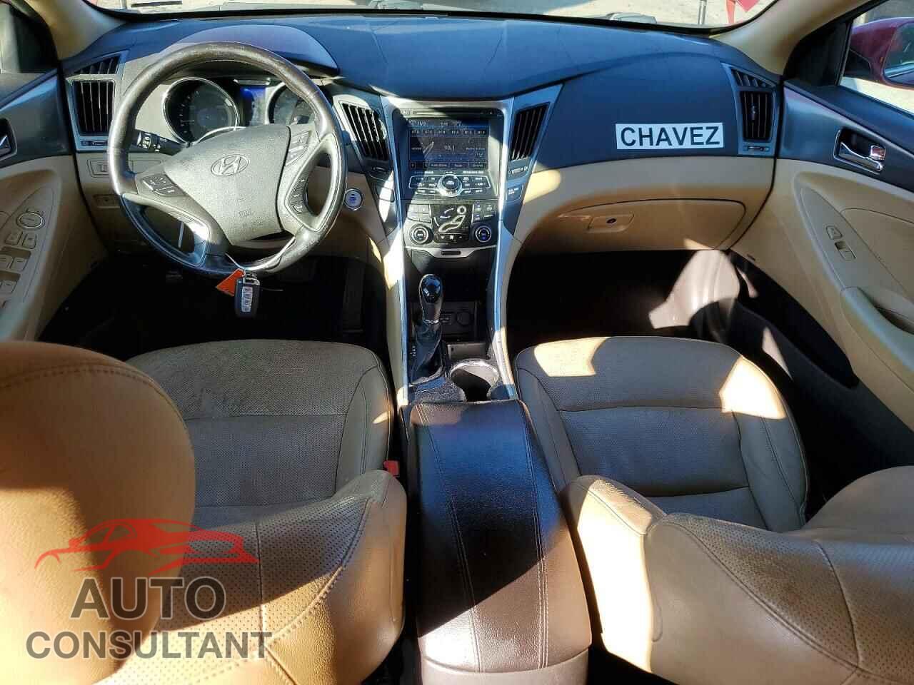 HYUNDAI SONATA 2014 - KMHEC4A44EA115882