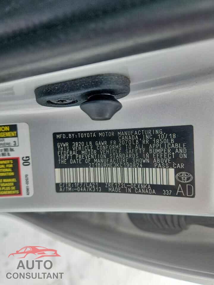 TOYOTA COROLLA 2019 - 2T1BURHE3KC190824